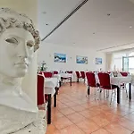 Hotel Le Village 3*