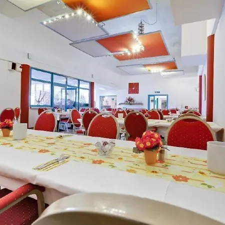 Le Village Hotell
