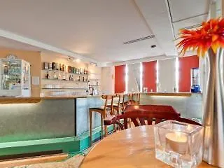 Le Village Hotell