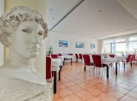 Hotell Le Village 3*